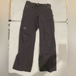 Women’s Arc'teryx Ski Pants - Size S